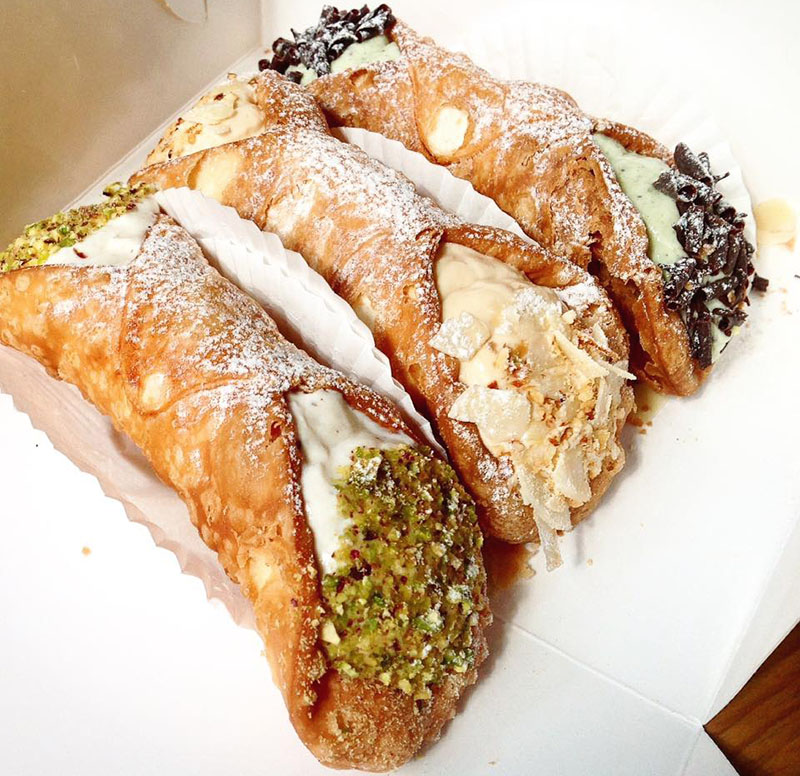 Шорт-лист: итальянские канноли в Киеве Шорт-лист: итальянские канноли в Киеве