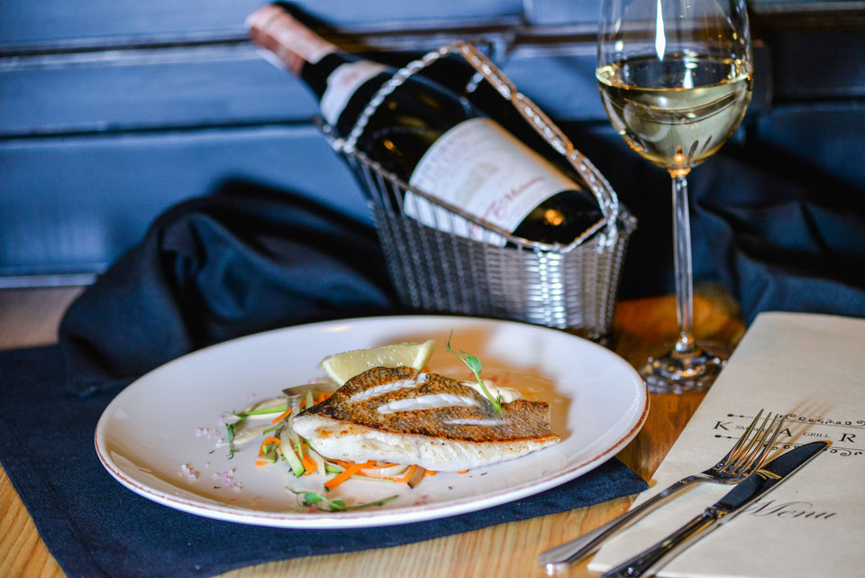 Мясо, вино и виски: ресторан KARE Grill&Josper возле площади Победы в Киеве Мясо, вино и виски: ресторан KARE Grill&Josper возле площади Победы в Киеве