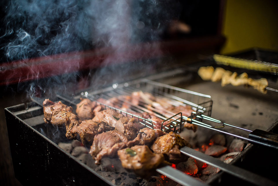 Восточная сказка в ресторане KiziL на Подоле - новое место для столичных гурманов Восточная сказка в ресторане KiziL на Подоле - новое место для столичных гурманов