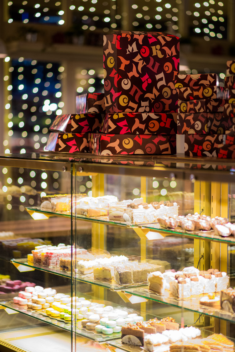 Кафе Компот: гастропосольство Одессы в Киеве Кафе Компот: гастропосольство Одессы в Киеве