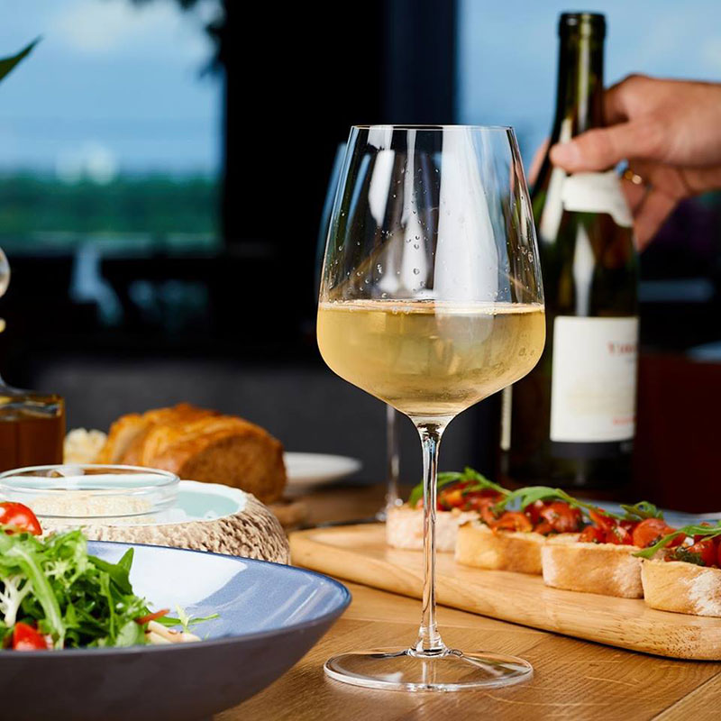 Гід від RestOn: куди йти 3-4 травня в заклади Києва Гід від RestOn: куди йти 3-4 травня в заклади Києва