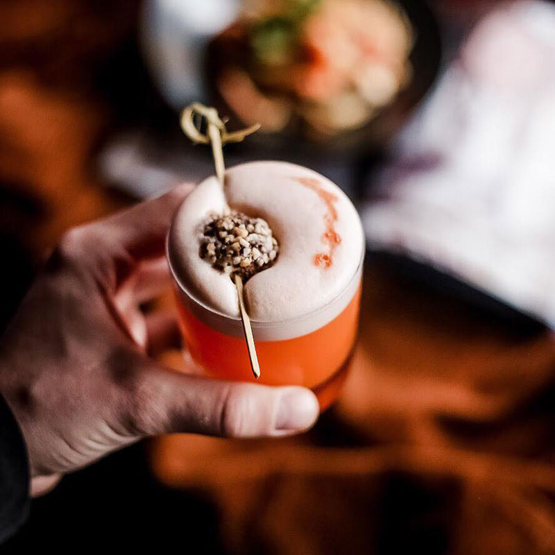 Гід від RestOn: куди йти 3-4 травня в заклади Києва Гід від RestOn: куди йти 3-4 травня в заклади Києва