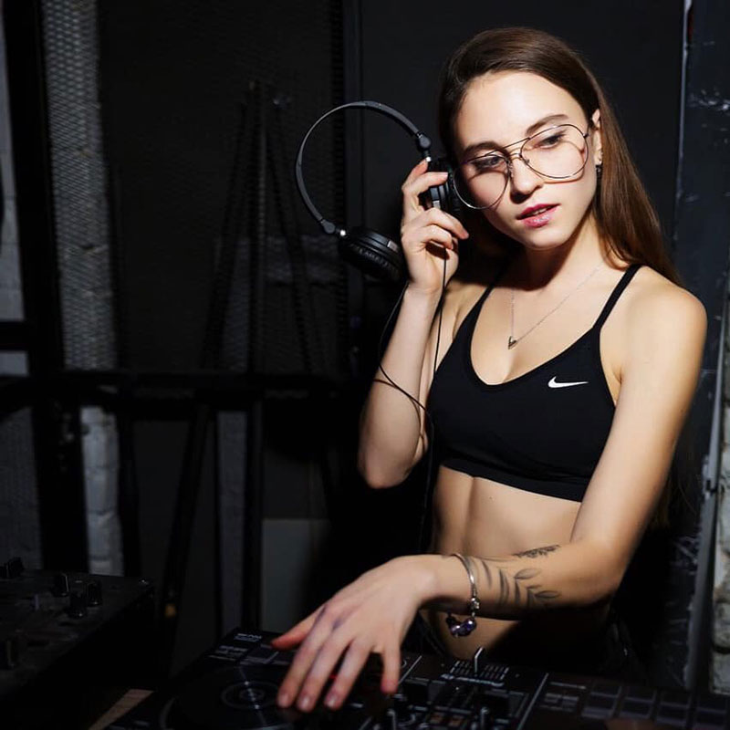 Гід від RestOn: куди йти 10-11 січня в заклади Києва Гід від RestOn: куди йти 10-11 січня в заклади Києва