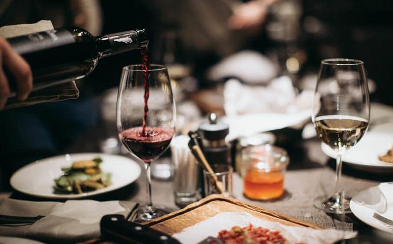 Гід від RestOn: куди йти 18-19 січня в заклади Києва Гід від RestOn: куди йти 18-19 січня в заклади Києва