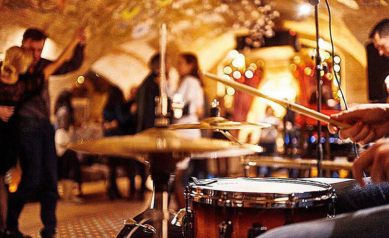 Гід від RestOn: куди йти 24-25 січня в заклади Києва Гід від RestOn: куди йти 24-25 січня в заклади Києва