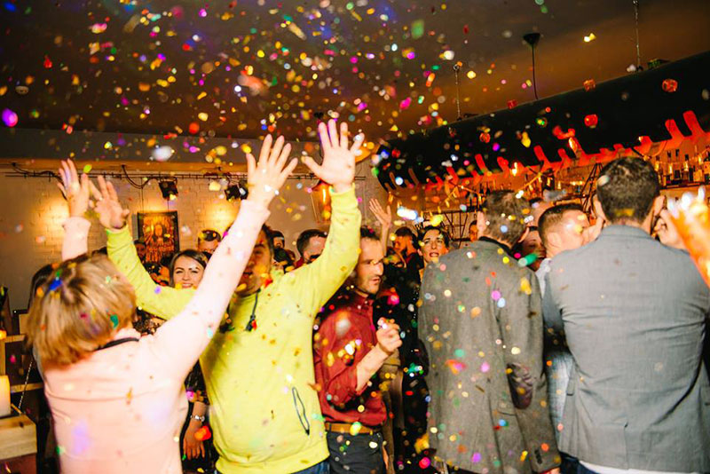 Гід від RestOn: куди йти 25-26 січня в заклади Києва Гід від RestOn: куди йти 25-26 січня в заклади Києва