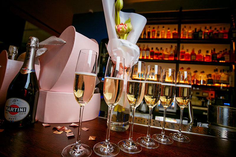 Гід від RestOn: куди йти 26-27 квітня в заклади Києва Гід від RestOn: куди йти 26-27 квітня в заклади Києва