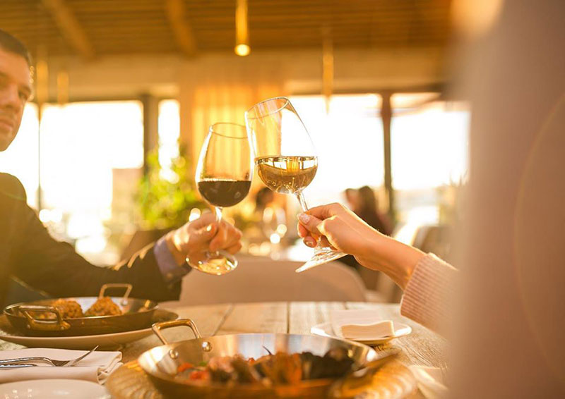 Гид от RestOn: куда идти 31 января и 1 февраля в заведения Киева Гид от RestOn: куда идти 31 января и 1 февраля в заведения Киева