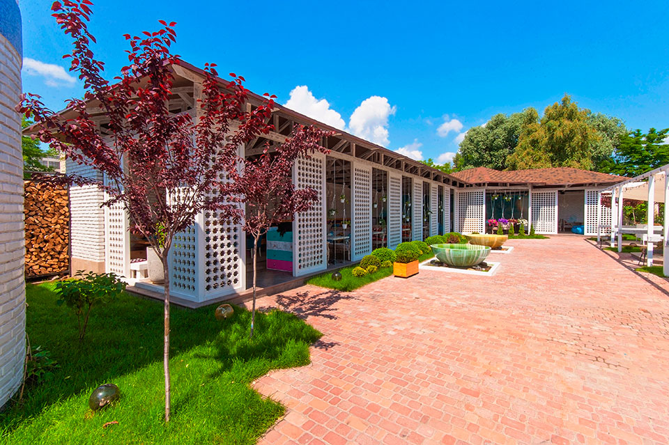 С ветерком: открытие сезона летних террас-2017 в ресторанах Киева С ветерком: открытие сезона летних террас-2017 в ресторанах Киева