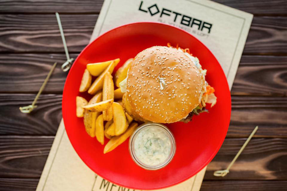 Со знойным дымком: открытие летней террасы в Loft Бар на Бессарабке Со знойным дымком: открытие летней террасы в Loft Бар на Бессарабке