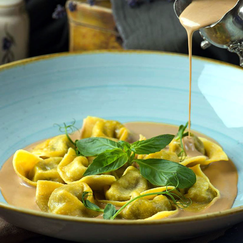 Улюблені страви романтиків: де вечеряти у День Валентина Улюблені страви романтиків: де вечеряти у День Валентина