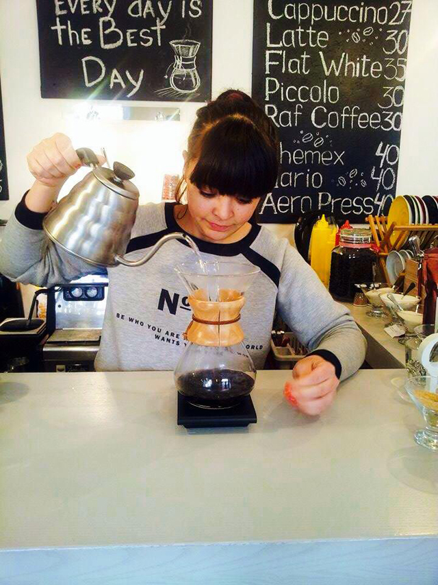 Новое место (Киев): уютная кофейня Миндаль coffee room Новое место (Киев): уютная кофейня Миндаль coffee room