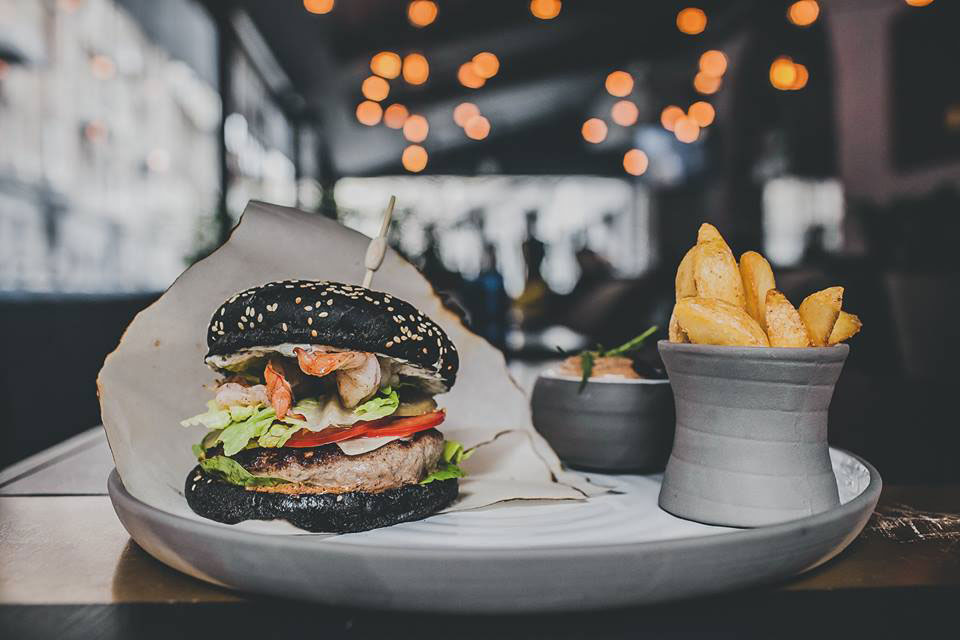 Старый новый Mocco в Пассаже на Крещатике Старый новый Mocco в Пассаже на Крещатике