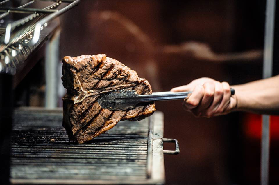 ТОП-10 мясных заведений Киева ТОП-10 мясных заведений Киева