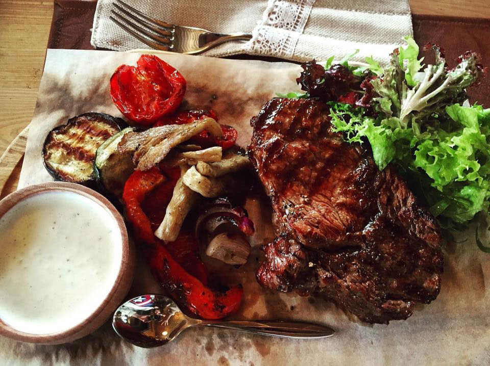 ТОП-10 мясных заведений Киева ТОП-10 мясных заведений Киева