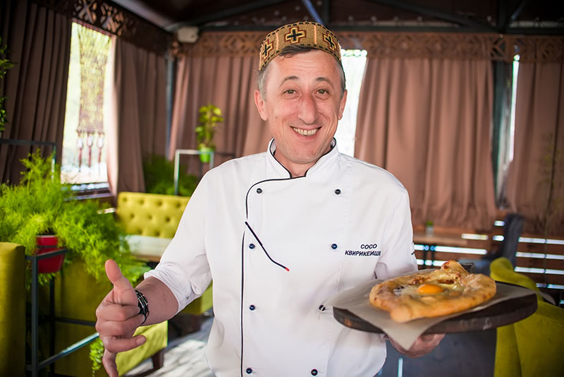 Сонячна Грузія в центрі Києва: редакція тестує нове меню на терасі ресторану Suluguni Сонячна Грузія в центрі Києва: редакція тестує нове меню на терасі ресторану Suluguni