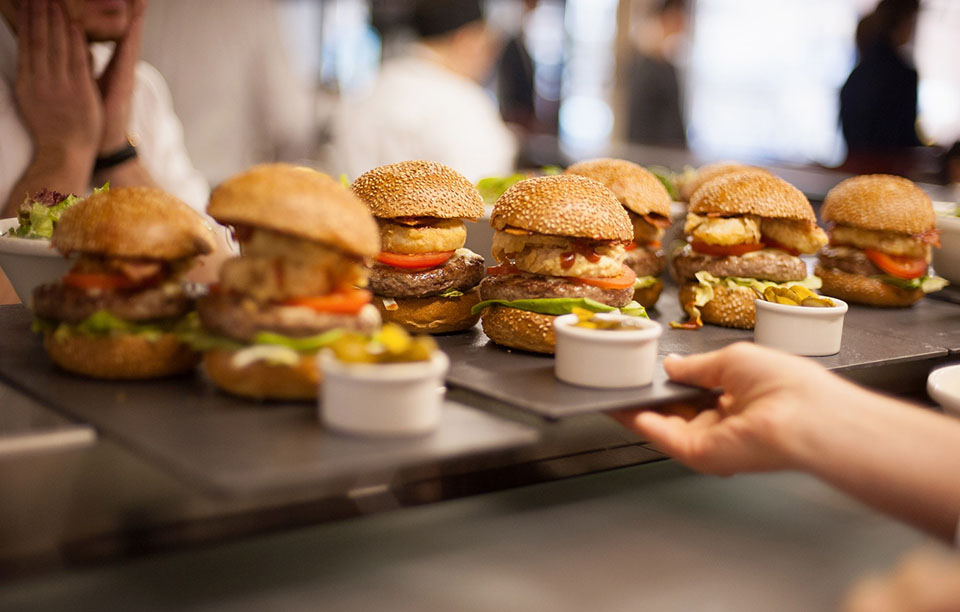 Лунное рандеву: заведения Киева, работающие ночью Лунное рандеву: заведения Киева, работающие ночью