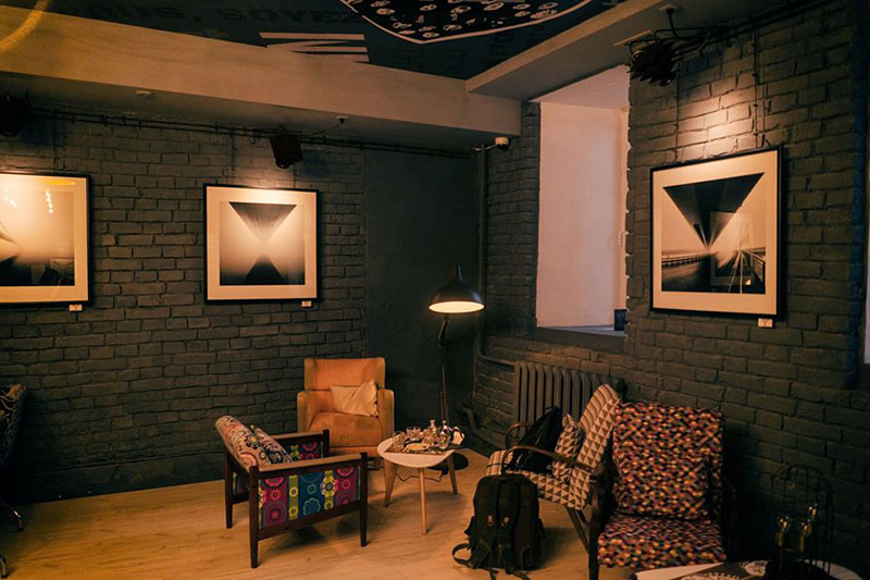 Нове місце (Київ): It's NOT the LOUVR gallery bar - культурний хаб в центрі Києва Нове місце (Київ): It's NOT the LOUVR gallery bar - культурний хаб в центрі Києва