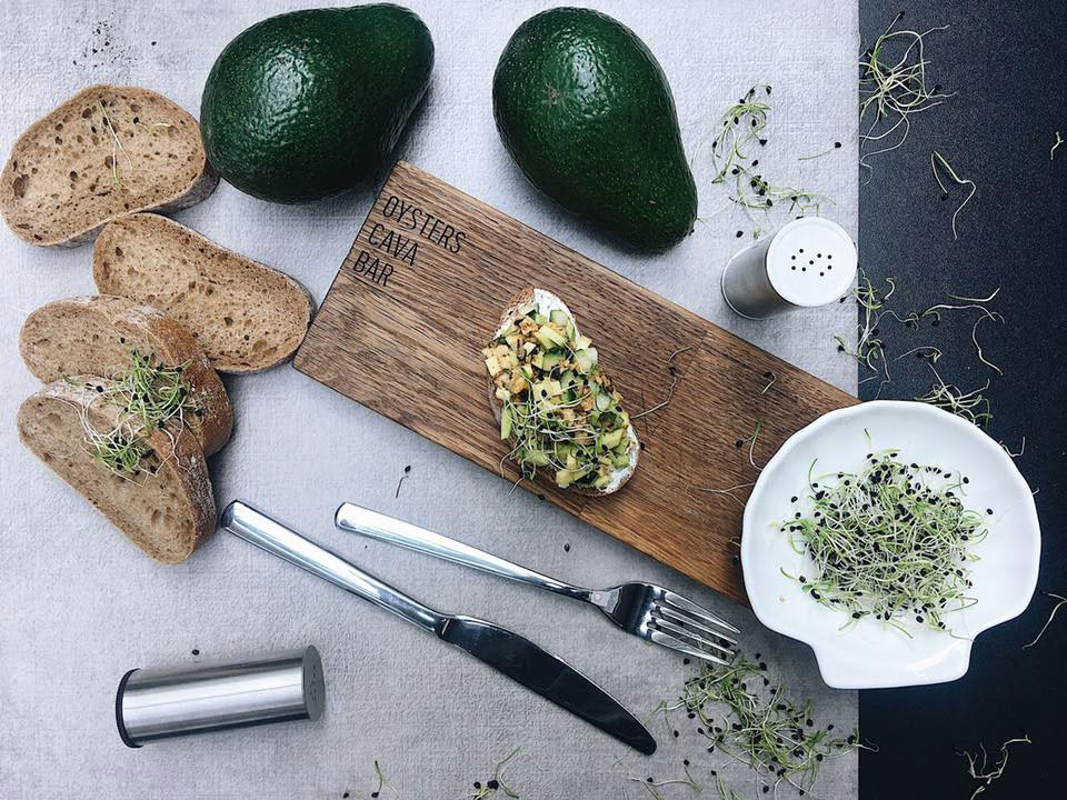 Вино и устрицы: Oysters Cava Bar на Лыбедской отпраздновал первую годовщину Вино и устрицы: Oysters Cava Bar на Лыбедской отпраздновал первую годовщину