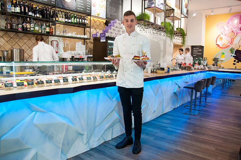 Dolce Vita династии Мантия: в итальянской пастичерии сладкие шедевры готовит сицилийский шеф в третьем поколении