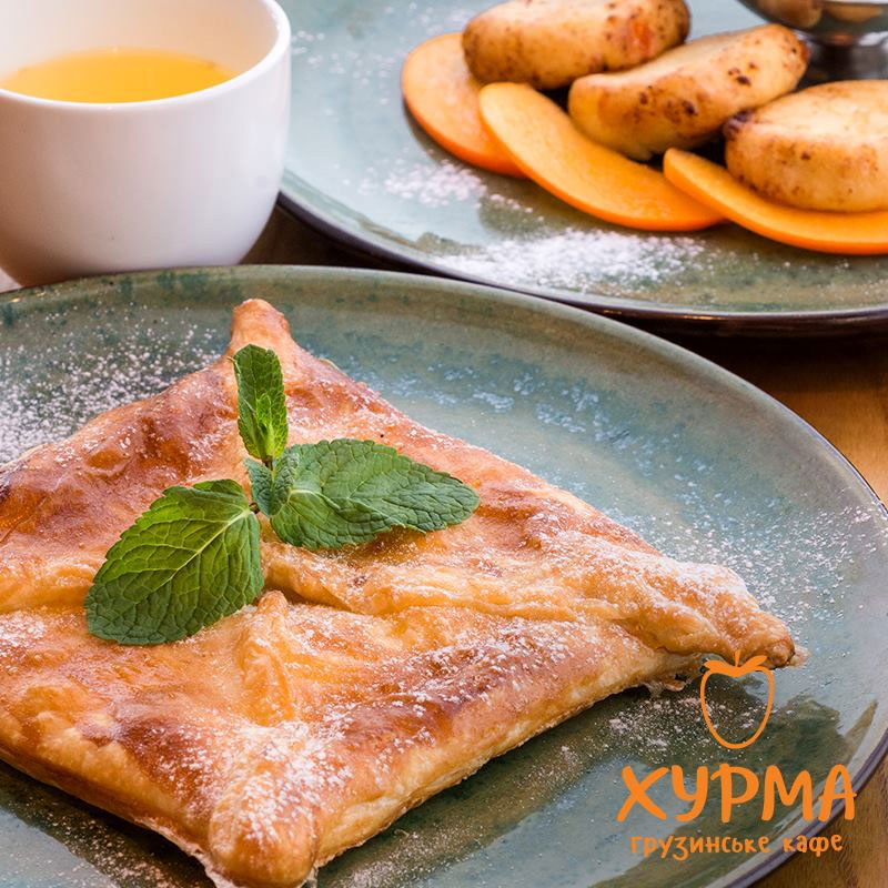 З'їсти пиріг: 10 місць в Києві для тих, хто більше не худне до літа З'їсти пиріг: 10 місць в Києві для тих, хто більше не худне до літа