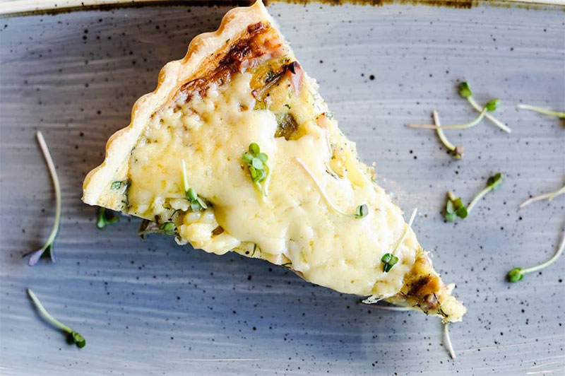 З'їсти пиріг: 10 місць в Києві для тих, хто більше не худне до літа З'їсти пиріг: 10 місць в Києві для тих, хто більше не худне до літа