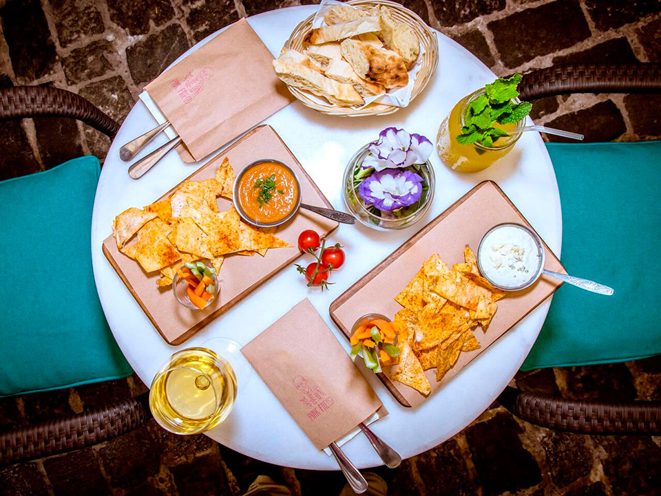 Старина Фрейд и его терапия в баре Pink Freud на Подоле Старина Фрейд и его терапия в баре Pink Freud на Подоле