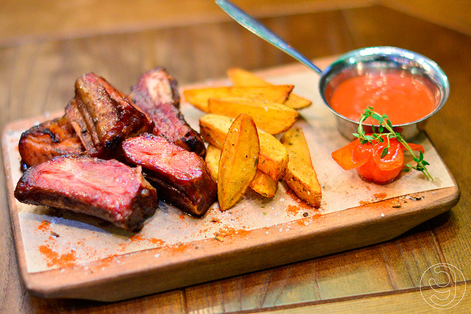 Старина Фрейд и его терапия в баре Pink Freud на Подоле Старина Фрейд и его терапия в баре Pink Freud на Подоле