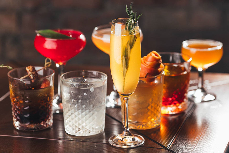 Старина Фрейд и его терапия в баре Pink Freud на Подоле Старина Фрейд и его терапия в баре Pink Freud на Подоле