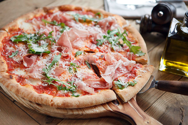 Неаполітанський гайд: одна піца - добре, та можна одразу й декілька Неаполітанський гайд: одна піца - добре, та можна одразу й декілька