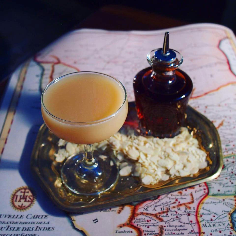 Новое заведение (Киев): Podil East India Company на Подоле Новое заведение (Киев): Podil East India Company на Подоле