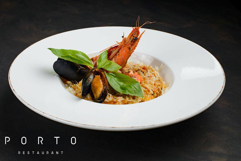 Рыбный рай: ресторан средиземноморской кухни Porto на Олимпийской Рыбный рай: ресторан средиземноморской кухни Porto на Олимпийской