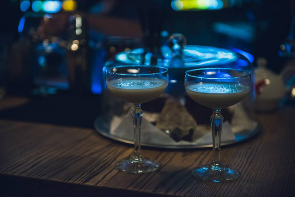 Новое место (Киев): PR Bar - бар для пиарщиков и не только Новое место (Киев): PR Bar - бар для пиарщиков и не только