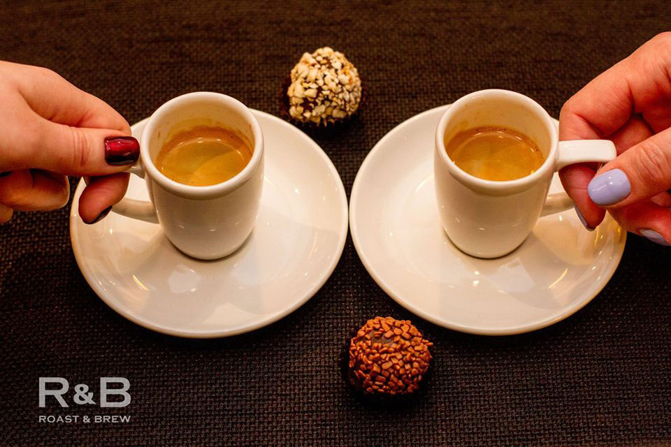Осторожно, горячо: Roast&Brew Cafe на Бассейной в Киеве Осторожно, горячо: Roast&Brew Cafe на Бассейной в Киеве