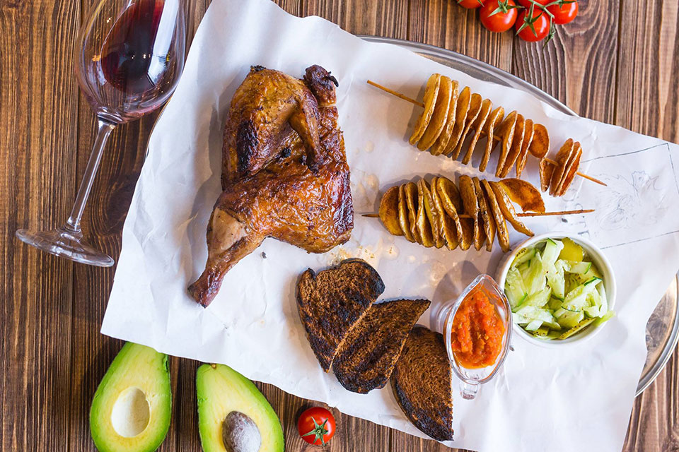 Новое место (Киев): монопродуктовый ресторан Rooster Grill Restaurant Новое место (Киев): монопродуктовый ресторан Rooster Grill Restaurant