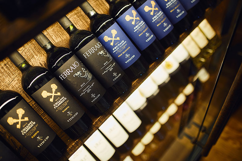 Нове місце (Київ): фішбар Риба-Пила на Палаці Україна Нове місце (Київ): фішбар Риба-Пила на Палаці Україна