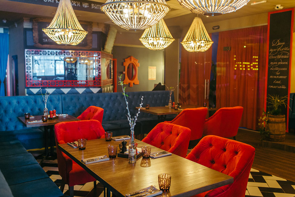 Новое место (Киев): Ресторан La La Land на Березняках Новое место (Киев): Ресторан La La Land на Березняках