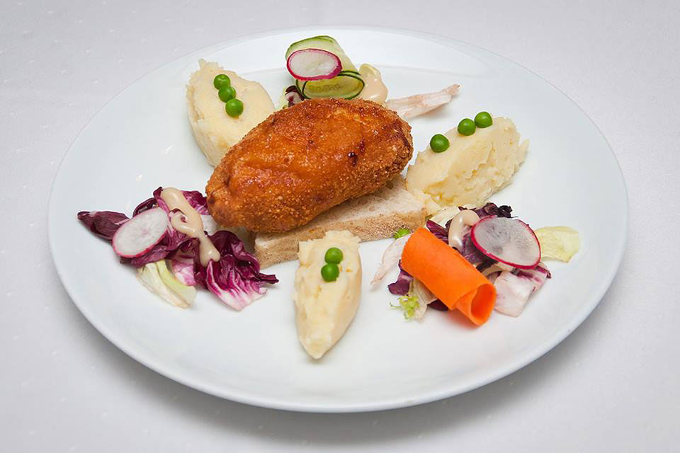 Для SAMOGONщиков: сеть ресторанов Samogon Bar открыла новый ресторан на Оболони Для SAMOGONщиков: сеть ресторанов Samogon Bar открыла новый ресторан на Оболони