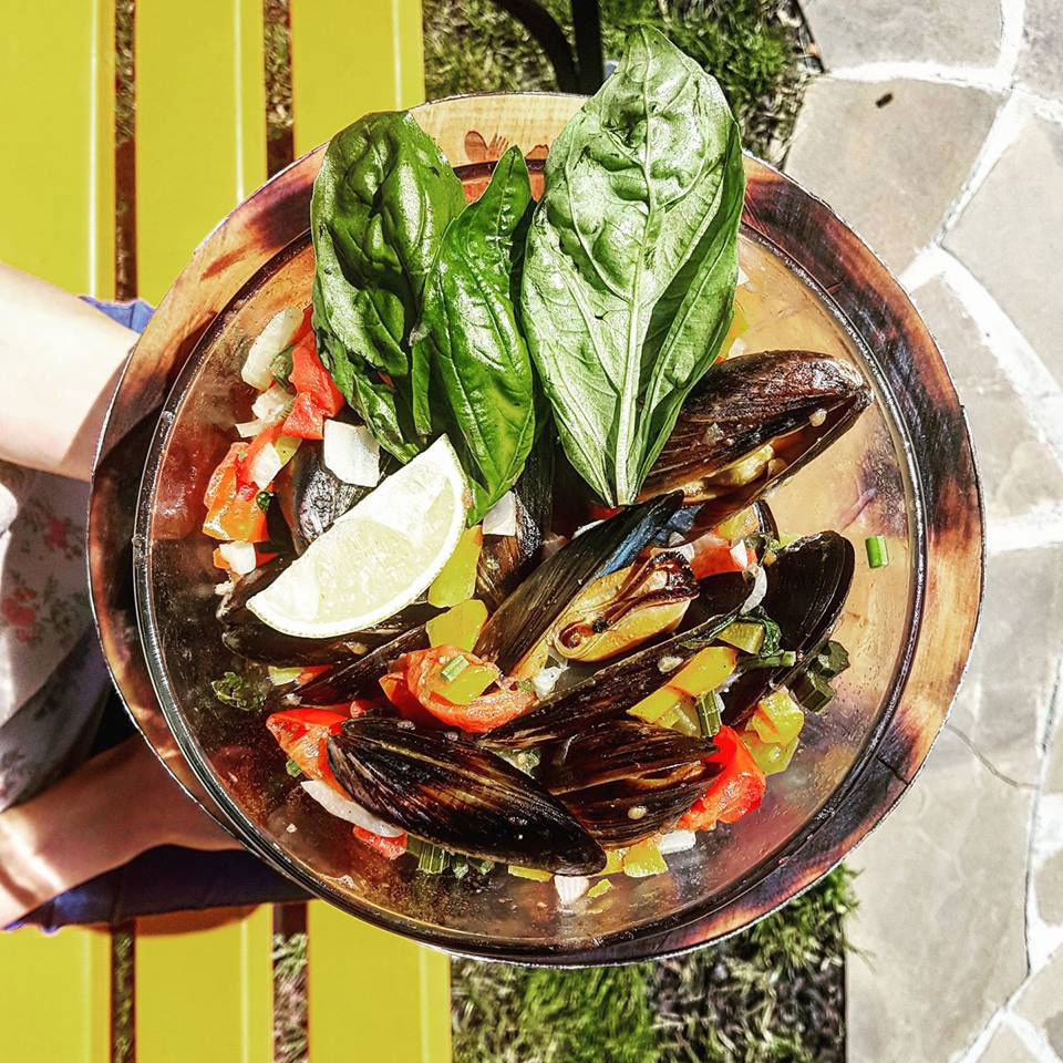 Ресторация на углях «Сажа»: в гостях у близкого друга Ресторация на углях «Сажа»: в гостях у близкого друга