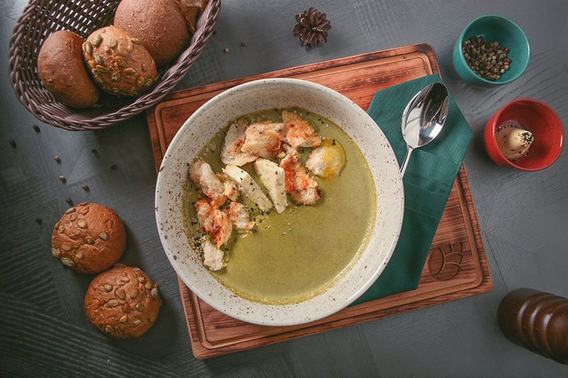 Новое место (Киев): ресторан европейской кухни Шишка Новое место (Киев): ресторан европейской кухни Шишка