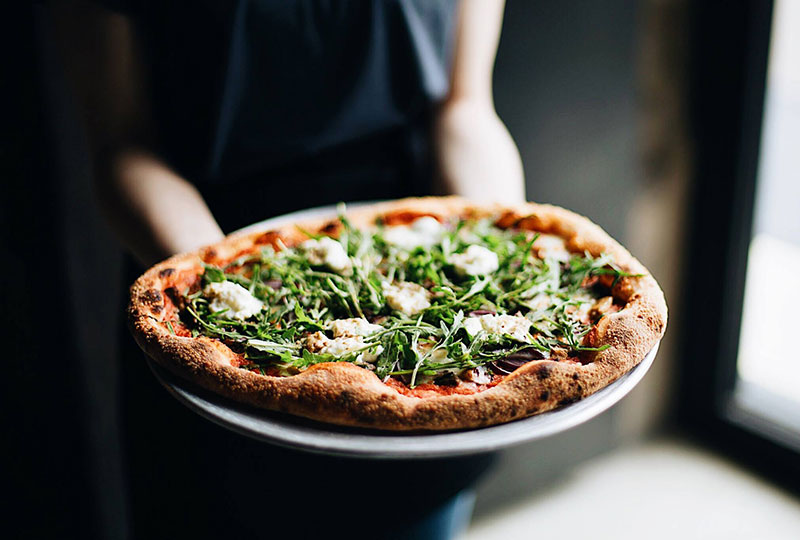 Ко Дню Киева: пикник в центре города и заведения, где запастись едой для него Ко Дню Киева: пикник в центре города и заведения, где запастись едой для него