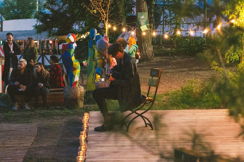 Ко Дню Киева: пикник в центре города и заведения, где запастись едой для него Ко Дню Киева: пикник в центре города и заведения, где запастись едой для него