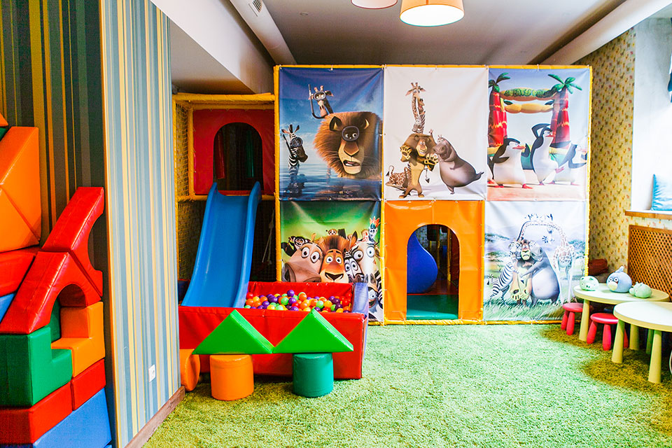 Новое место (Киев): ресторан-пекарня Spezzo на Русановке Новое место (Киев): ресторан-пекарня Spezzo на Русановке