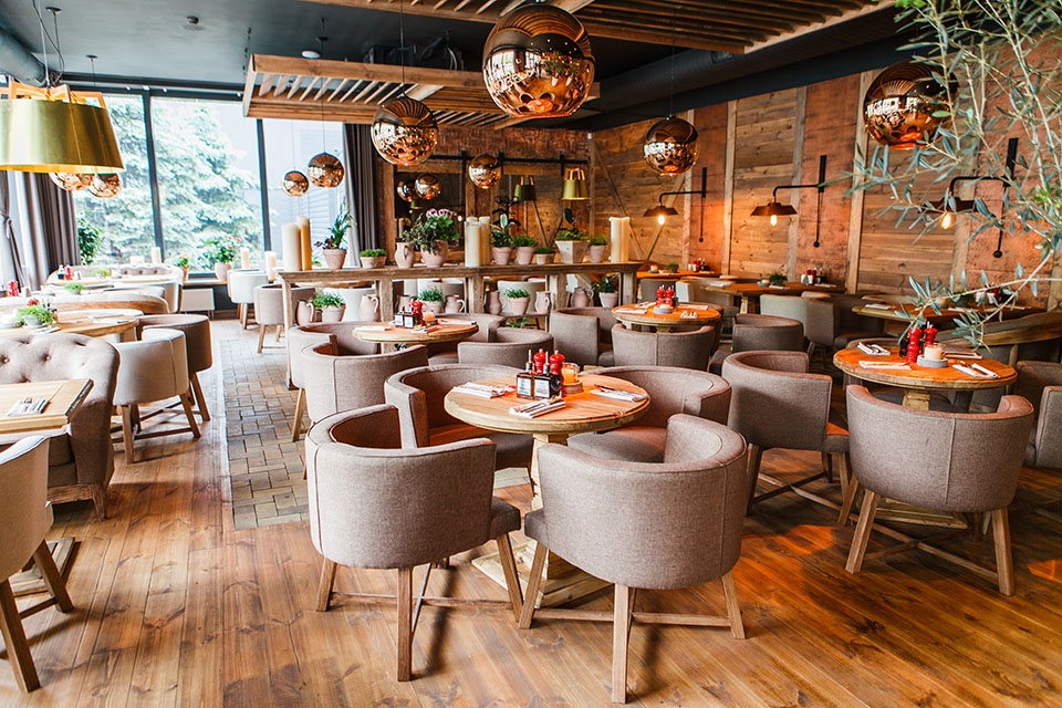 Новое место (Киев): итальянский ресторан-пекарня Spezzo на Святошино Новое место (Киев): итальянский ресторан-пекарня Spezzo на Святошино