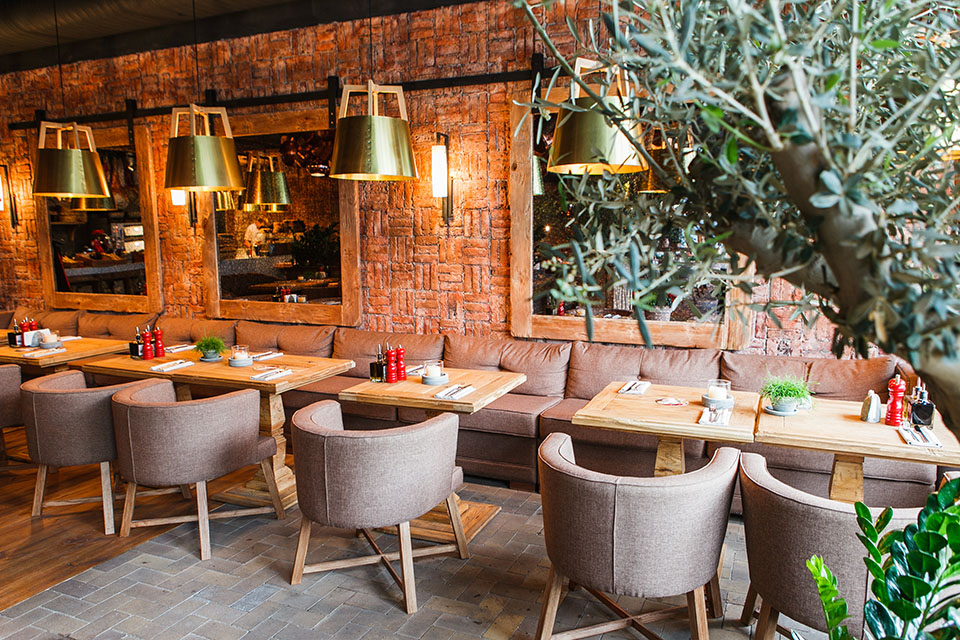 Новое место (Киев): итальянский ресторан-пекарня Spezzo на Святошино Новое место (Киев): итальянский ресторан-пекарня Spezzo на Святошино