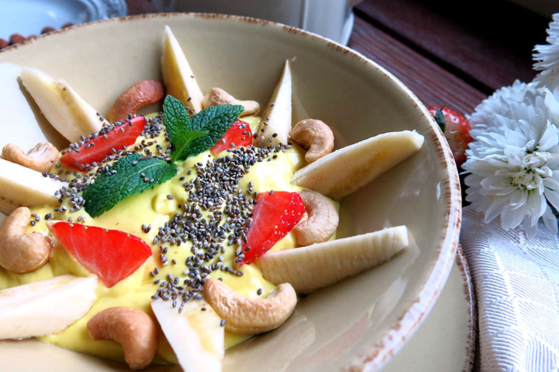 From summer with love: полуничне меню в ресторанах Києва From summer with love: полуничне меню в ресторанах Києва