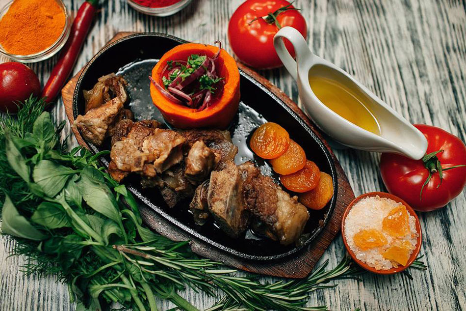 ТОП-10 мест, где можно съесть шашлыки, не выезжая на природу ТОП-10 мест, где можно съесть шашлыки, не выезжая на природу