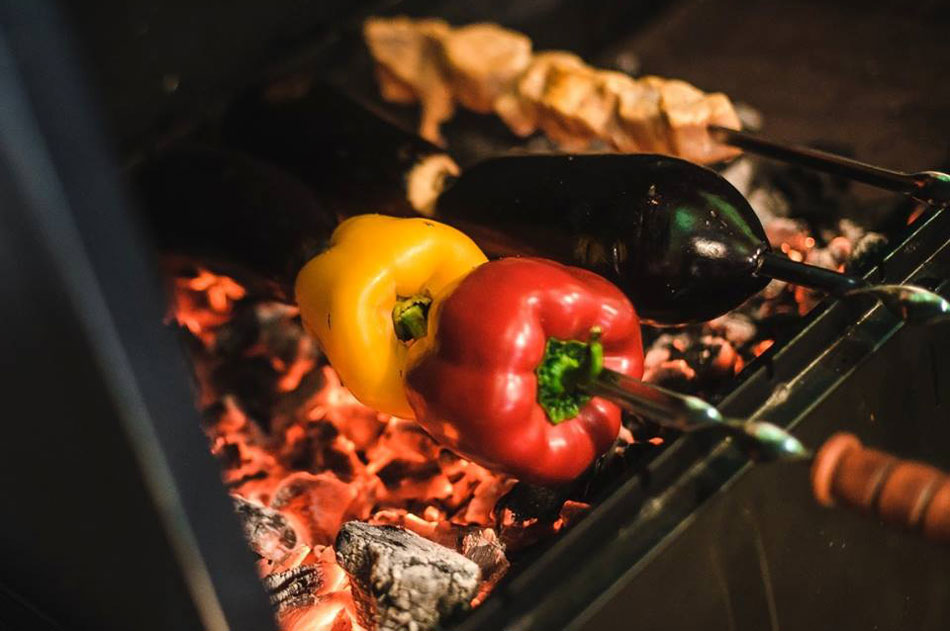 ТОП-10 мест, где можно съесть шашлыки, не выезжая на природу ТОП-10 мест, где можно съесть шашлыки, не выезжая на природу