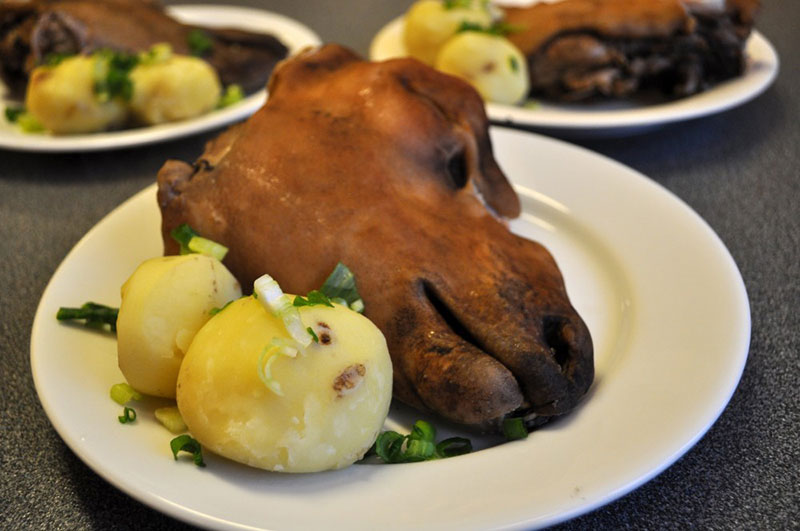 Жах як смачно: 8 неординарних делікатесів Півночі Жах як смачно: 8 неординарних делікатесів Півночі