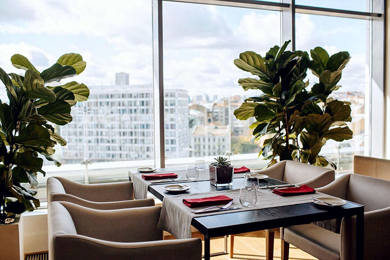 На власні очі: ТОП столичних закладів з дивовижним панорамним видом На власні очі: ТОП столичних закладів з дивовижним панорамним видом